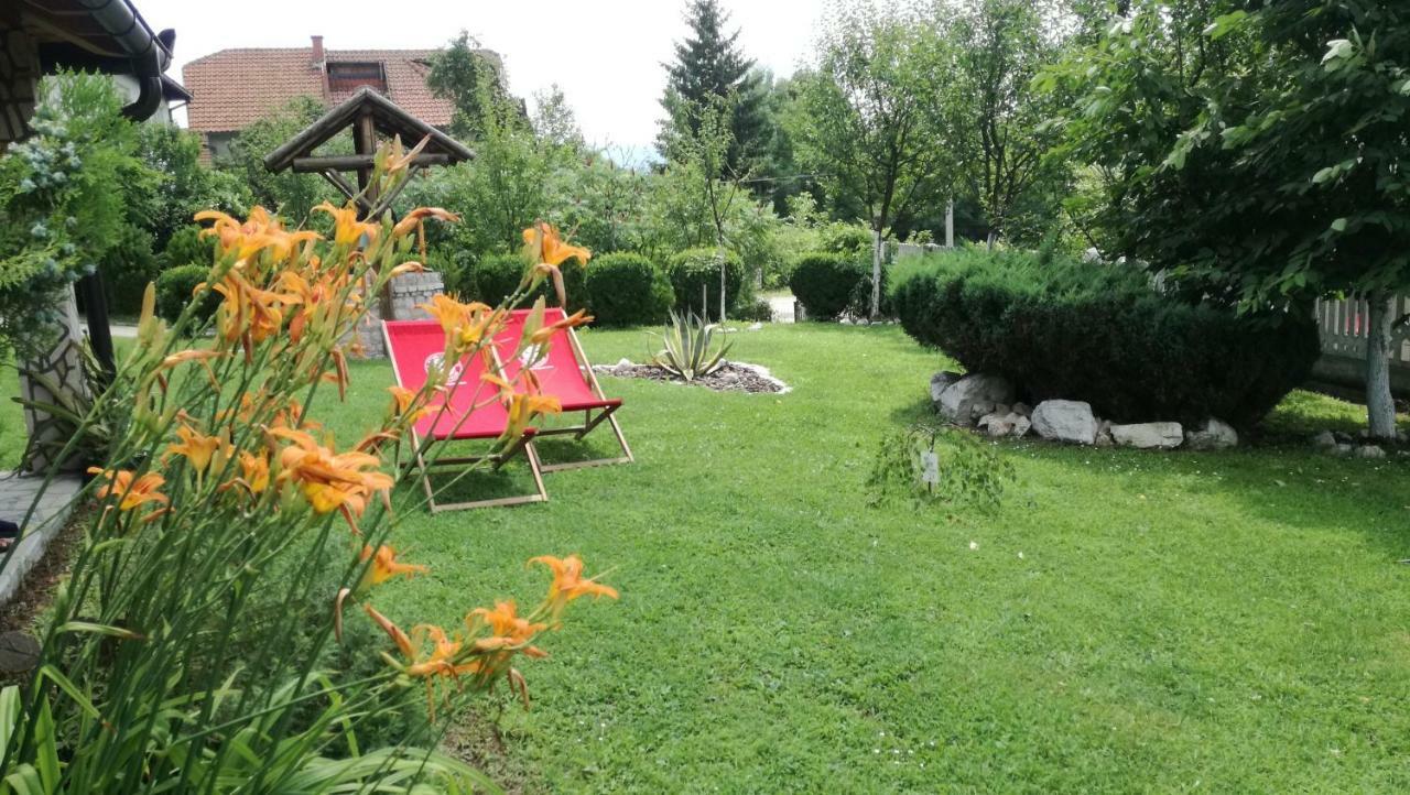 Apartments Dedic Dubrave Gornje Exterior photo